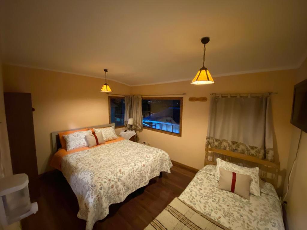 Hostal Y Cabanas Mirando Al Mar Puerto Montt Ngoại thất bức ảnh
