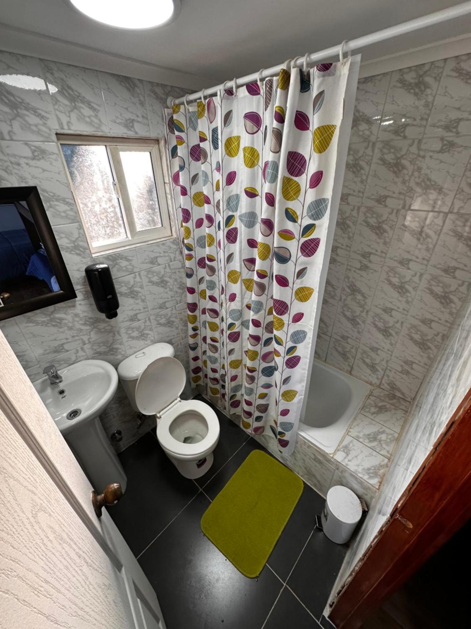 Hostal Y Cabanas Mirando Al Mar Puerto Montt Ngoại thất bức ảnh