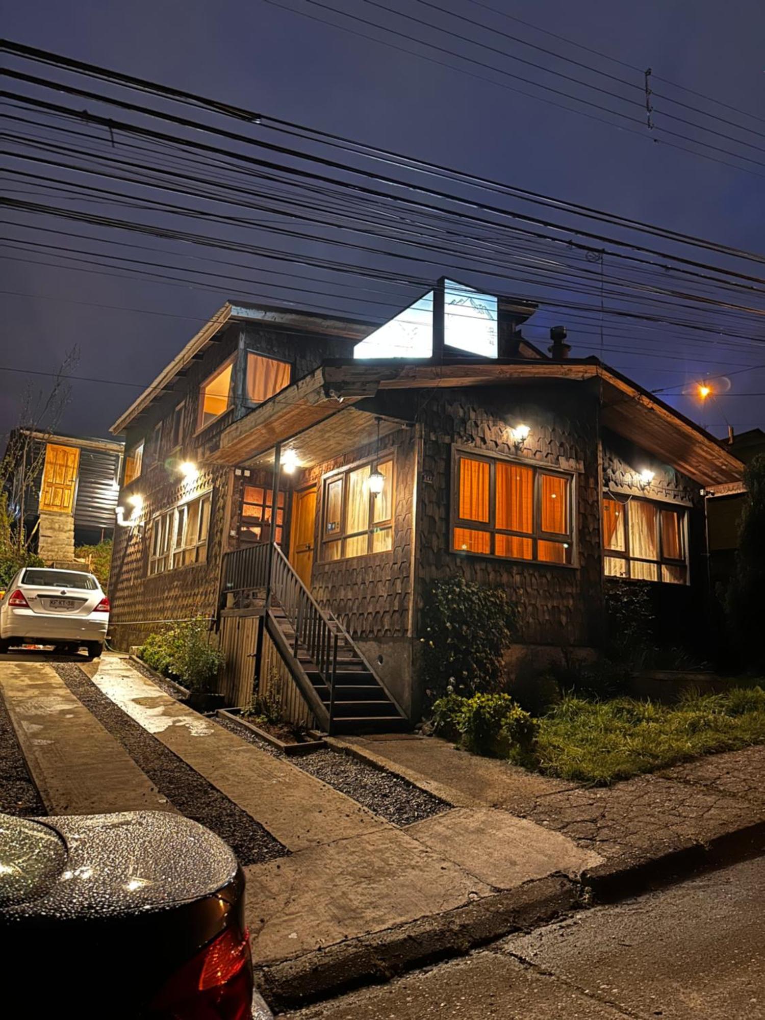 Hostal Y Cabanas Mirando Al Mar Puerto Montt Ngoại thất bức ảnh
